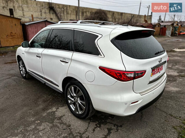 Белый Инфинити QX60, объемом двигателя 2.5 л и пробегом 360 тыс. км за 8900 $, фото 2 на Automoto.ua