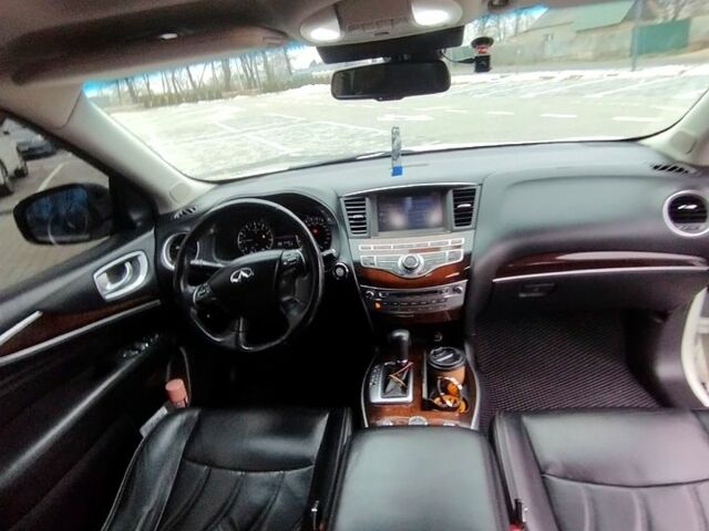 Белый Инфинити QX60, объемом двигателя 2.5 л и пробегом 0 тыс. км за 17500 $, фото 10 на Automoto.ua