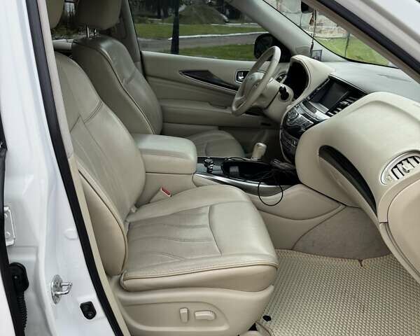 Білий Інфініті QX60, об'ємом двигуна 3.5 л та пробігом 230 тис. км за 18000 $, фото 11 на Automoto.ua
