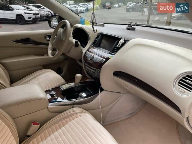 Білий Інфініті QX60, об'ємом двигуна 3.5 л та пробігом 217 тис. км за 15000 $, фото 8 на Automoto.ua
