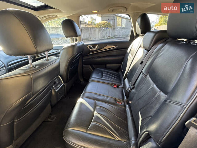 Белый Инфинити QX60, объемом двигателя 3.5 л и пробегом 264 тыс. км за 13000 $, фото 6 на Automoto.ua