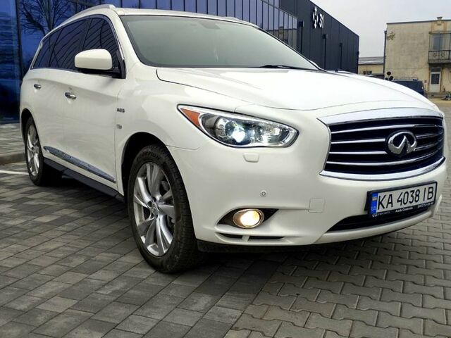 Белый Инфинити QX60, объемом двигателя 2.5 л и пробегом 0 тыс. км за 17500 $, фото 2 на Automoto.ua