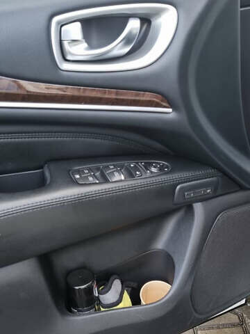 Белый Инфинити QX60, объемом двигателя 3.5 л и пробегом 130 тыс. км за 18500 $, фото 12 на Automoto.ua