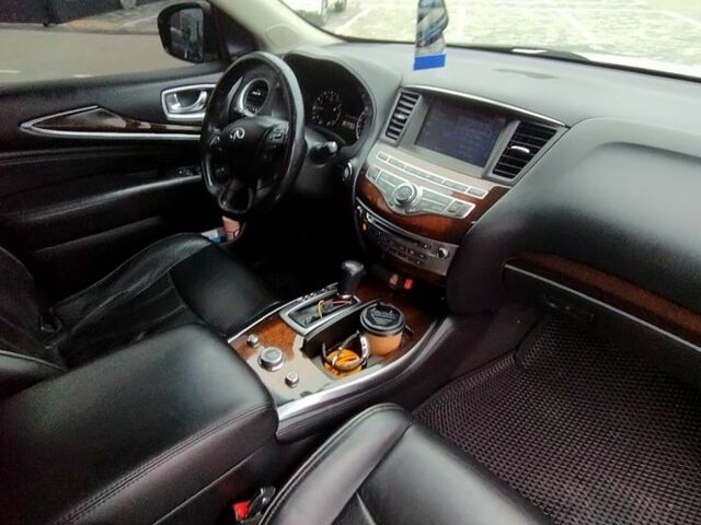 Белый Инфинити QX60, объемом двигателя 2.5 л и пробегом 0 тыс. км за 17500 $, фото 9 на Automoto.ua