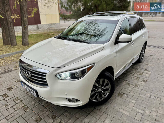 Белый Инфинити QX60, объемом двигателя 3.5 л и пробегом 190 тыс. км за 15700 $, фото 4 на Automoto.ua