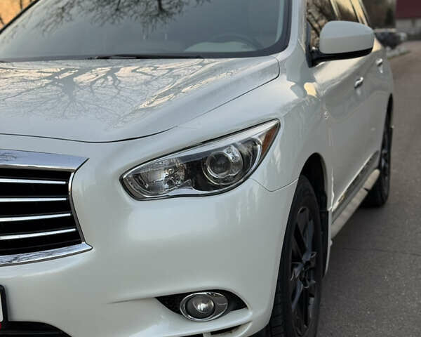 Белый Инфинити QX60, объемом двигателя 3.5 л и пробегом 153 тыс. км за 12999 $, фото 3 на Automoto.ua