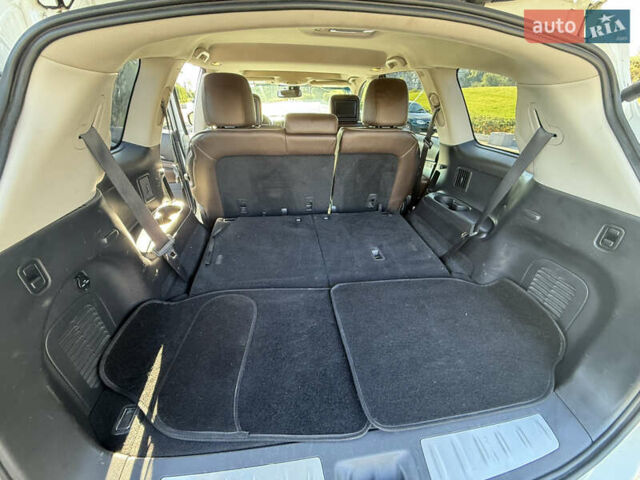Белый Инфинити QX60, объемом двигателя 3.5 л и пробегом 190 тыс. км за 16500 $, фото 28 на Automoto.ua