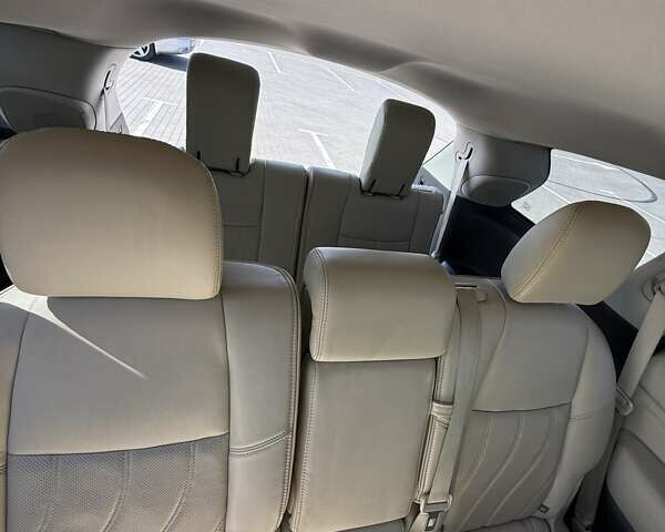 Белый Инфинити QX60, объемом двигателя 3.5 л и пробегом 156 тыс. км за 18000 $, фото 19 на Automoto.ua