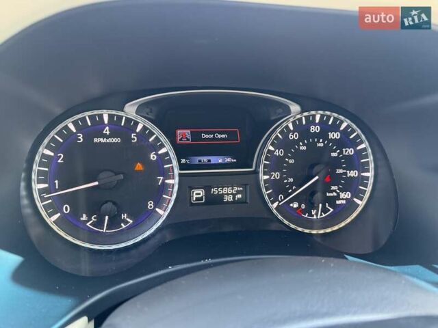 Белый Инфинити QX60, объемом двигателя 3.5 л и пробегом 156 тыс. км за 18000 $, фото 16 на Automoto.ua