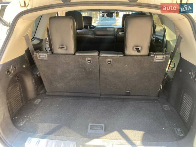 Белый Инфинити QX60, объемом двигателя 3.5 л и пробегом 186 тыс. км за 16700 $, фото 21 на Automoto.ua