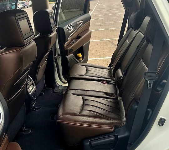 Білий Інфініті QX60, об'ємом двигуна 3.5 л та пробігом 280 тис. км за 16800 $, фото 4 на Automoto.ua