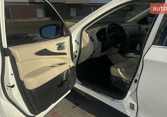 Білий Інфініті QX60, об'ємом двигуна 3.5 л та пробігом 170 тис. км за 16500 $, фото 8 на Automoto.ua