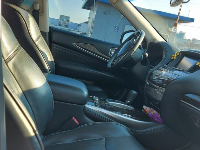 Белый Инфинити QX60, объемом двигателя 3.5 л и пробегом 155 тыс. км за 14500 $, фото 6 на Automoto.ua