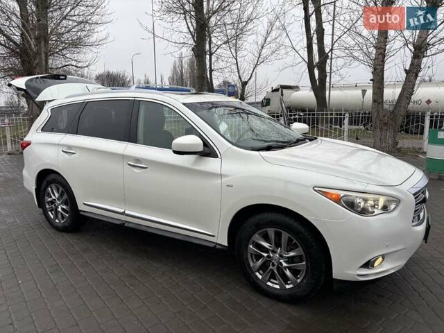Белый Инфинити QX60, объемом двигателя 3.5 л и пробегом 142 тыс. км за 18000 $, фото 10 на Automoto.ua