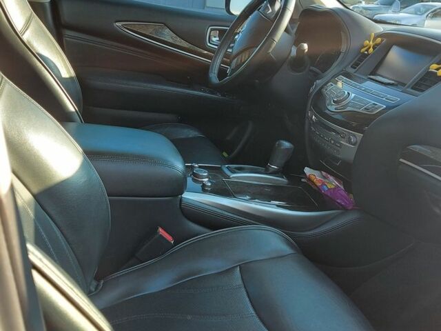 Белый Инфинити QX60, объемом двигателя 3.5 л и пробегом 155 тыс. км за 14500 $, фото 7 на Automoto.ua