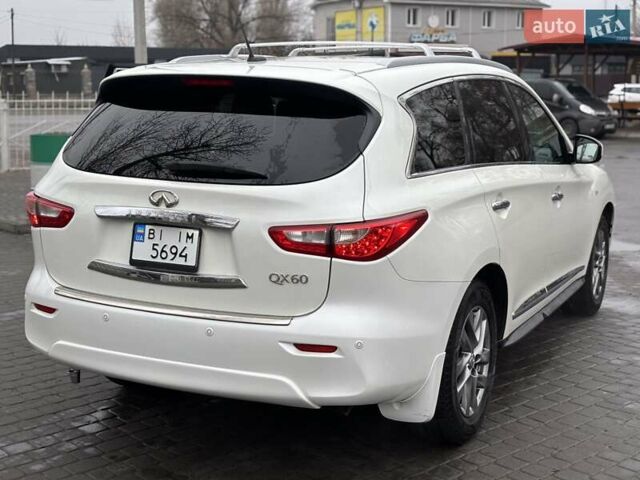 Белый Инфинити QX60, объемом двигателя 3.5 л и пробегом 142 тыс. км за 18000 $, фото 5 на Automoto.ua