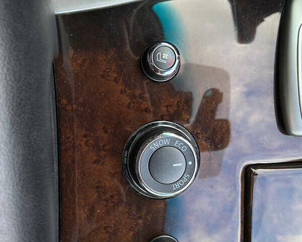 Белый Инфинити QX60, объемом двигателя 3.5 л и пробегом 186 тыс. км за 16700 $, фото 23 на Automoto.ua