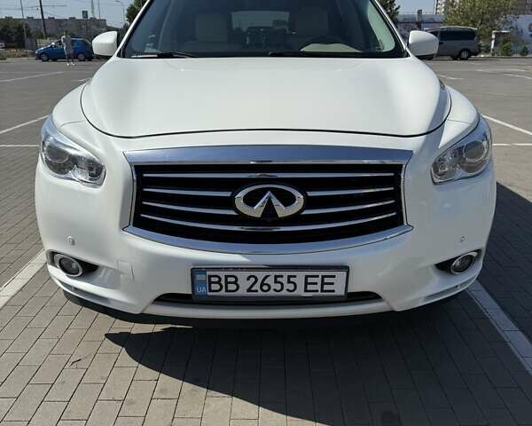Белый Инфинити QX60, объемом двигателя 3.5 л и пробегом 156 тыс. км за 18000 $, фото 1 на Automoto.ua
