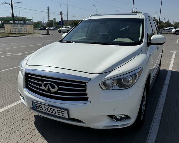 Белый Инфинити QX60, объемом двигателя 3.5 л и пробегом 156 тыс. км за 18000 $, фото 2 на Automoto.ua