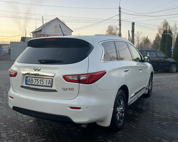 Белый Инфинити QX60, объемом двигателя 3.5 л и пробегом 239 тыс. км за 15200 $, фото 3 на Automoto.ua