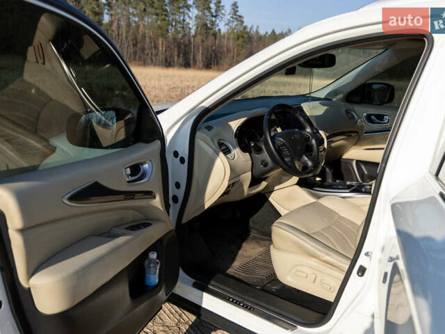 Білий Інфініті QX60, об'ємом двигуна 3.5 л та пробігом 139 тис. км за 17500 $, фото 13 на Automoto.ua