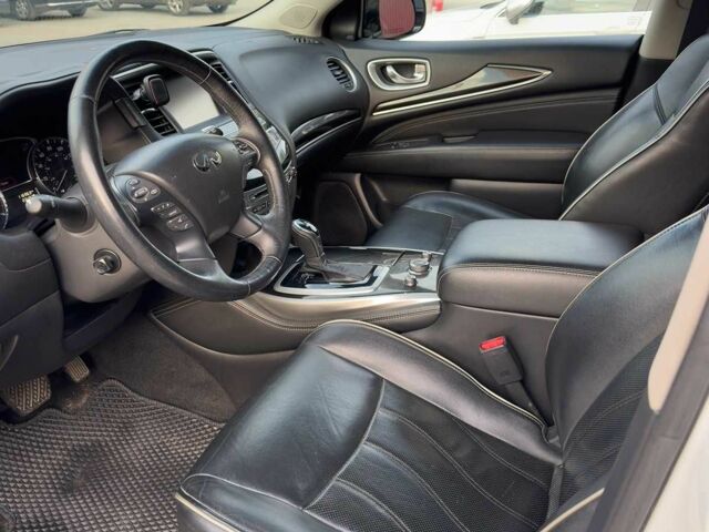 Білий Інфініті QX60, об'ємом двигуна 0 л та пробігом 120 тис. км за 17700 $, фото 1 на Automoto.ua