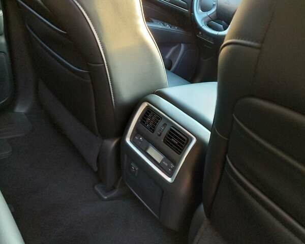 Белый Инфинити QX60, объемом двигателя 3.5 л и пробегом 99 тыс. км за 18500 $, фото 13 на Automoto.ua