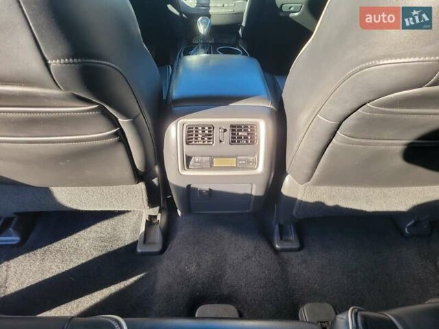 Белый Инфинити QX60, объемом двигателя 3.5 л и пробегом 156 тыс. км за 16700 $, фото 12 на Automoto.ua