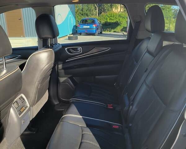 Белый Инфинити QX60, объемом двигателя 3.5 л и пробегом 156 тыс. км за 16700 $, фото 9 на Automoto.ua