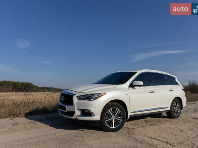 Білий Інфініті QX60, об'ємом двигуна 3.5 л та пробігом 139 тис. км за 17500 $, фото 1 на Automoto.ua