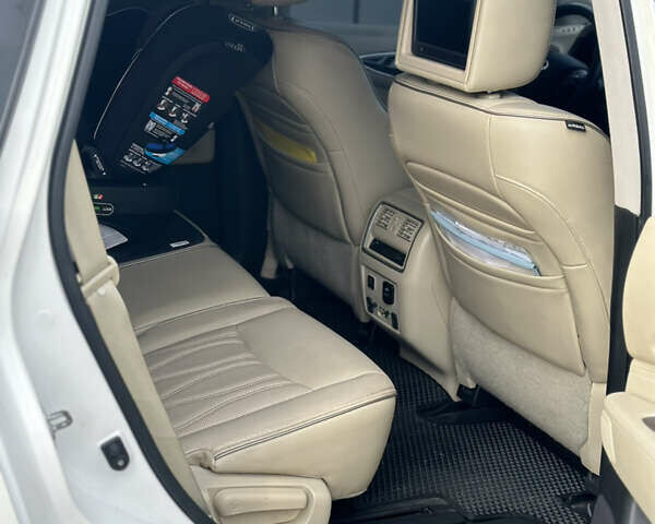 Белый Инфинити QX60, объемом двигателя 3.5 л и пробегом 171 тыс. км за 16700 $, фото 12 на Automoto.ua