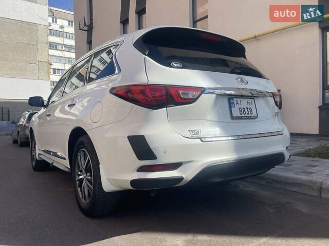 Белый Инфинити QX60, объемом двигателя 3.5 л и пробегом 141 тыс. км за 19800 $, фото 13 на Automoto.ua