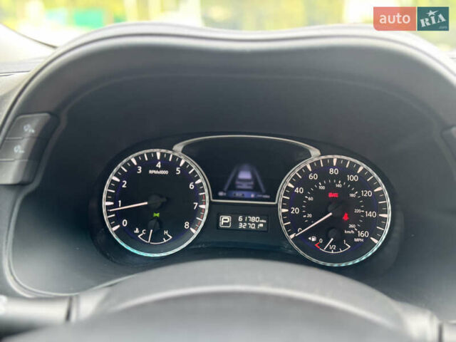 Белый Инфинити QX60, объемом двигателя 3.5 л и пробегом 99 тыс. км за 20500 $, фото 34 на Automoto.ua