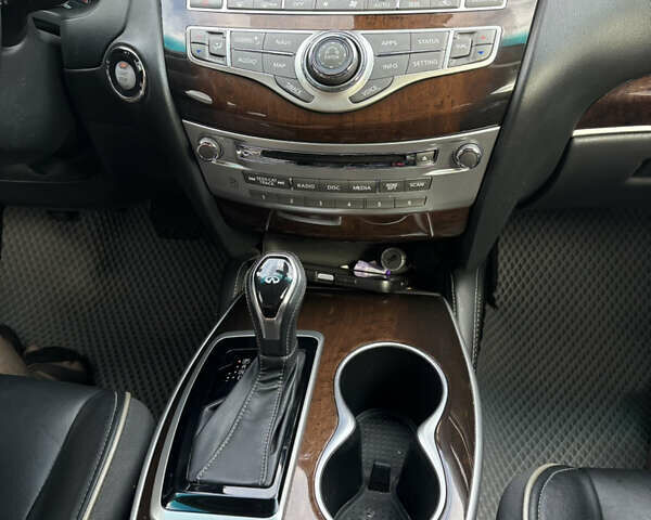 Белый Инфинити QX60, объемом двигателя 3.5 л и пробегом 99 тыс. км за 20500 $, фото 62 на Automoto.ua