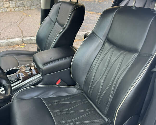 Белый Инфинити QX60, объемом двигателя 3.5 л и пробегом 135 тыс. км за 15500 $, фото 8 на Automoto.ua