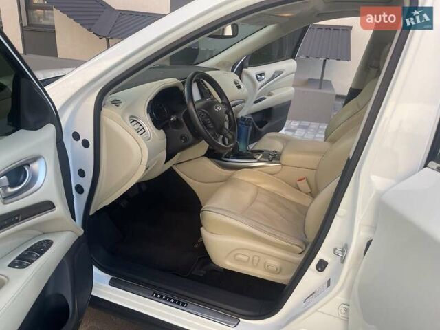 Белый Инфинити QX60, объемом двигателя 3.5 л и пробегом 141 тыс. км за 19800 $, фото 19 на Automoto.ua