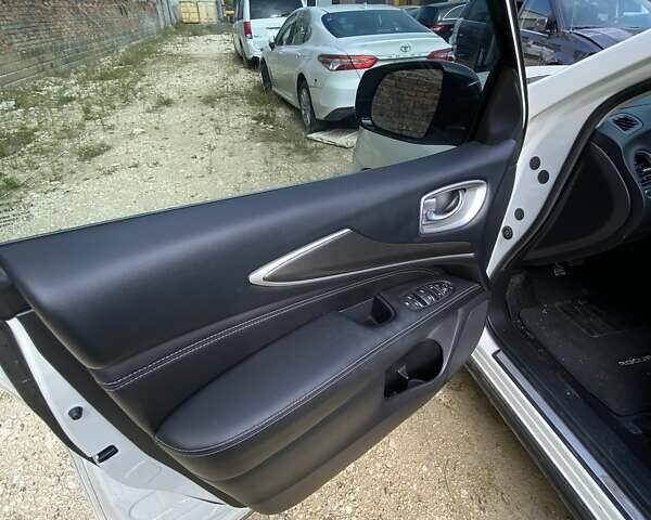 Белый Инфинити QX60, объемом двигателя 3.5 л и пробегом 89 тыс. км за 17400 $, фото 18 на Automoto.ua