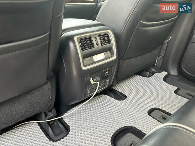 Белый Инфинити QX60, объемом двигателя 3.5 л и пробегом 99 тыс. км за 20500 $, фото 54 на Automoto.ua