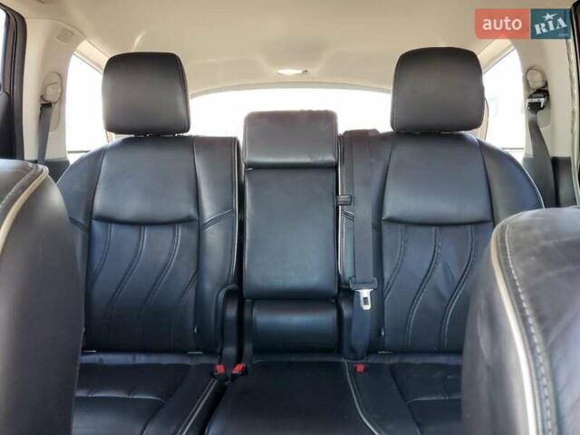 Белый Инфинити QX60, объемом двигателя 3.5 л и пробегом 74 тыс. км за 2700 $, фото 9 на Automoto.ua