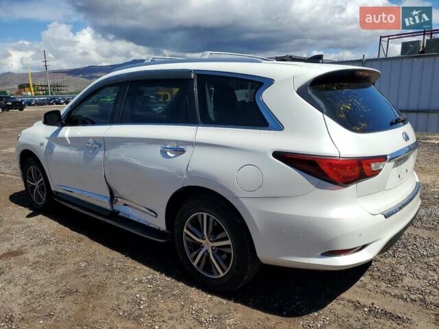 Белый Инфинити QX60, объемом двигателя 3.5 л и пробегом 74 тыс. км за 2700 $, фото 1 на Automoto.ua