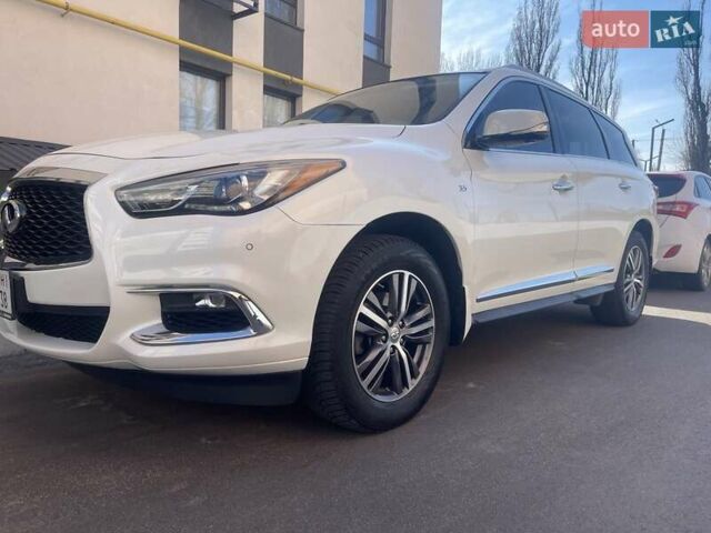 Белый Инфинити QX60, объемом двигателя 3.5 л и пробегом 141 тыс. км за 19800 $, фото 8 на Automoto.ua