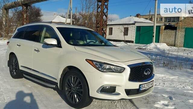 Білий Інфініті QX60, об'ємом двигуна 3.5 л та пробігом 77 тис. км за 27000 $, фото 24 на Automoto.ua