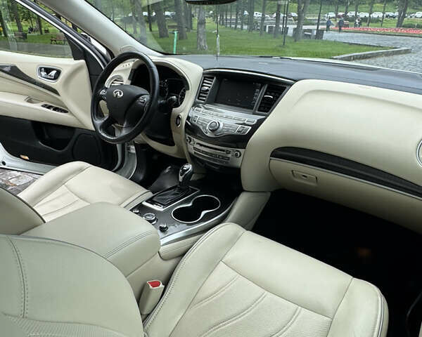 Белый Инфинити QX60, объемом двигателя 3.5 л и пробегом 103 тыс. км за 22999 $, фото 96 на Automoto.ua