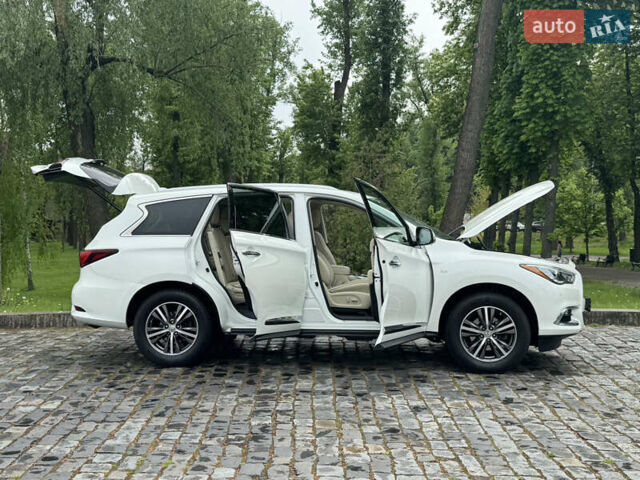 Белый Инфинити QX60, объемом двигателя 3.5 л и пробегом 103 тыс. км за 22999 $, фото 74 на Automoto.ua