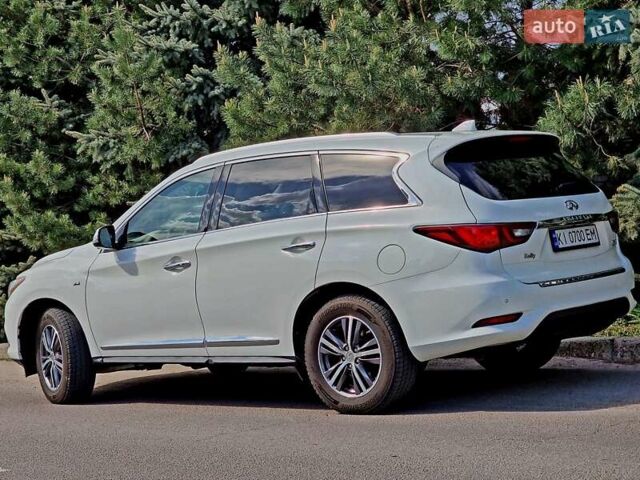 Белый Инфинити QX60, объемом двигателя 3.5 л и пробегом 107 тыс. км за 21700 $, фото 4 на Automoto.ua