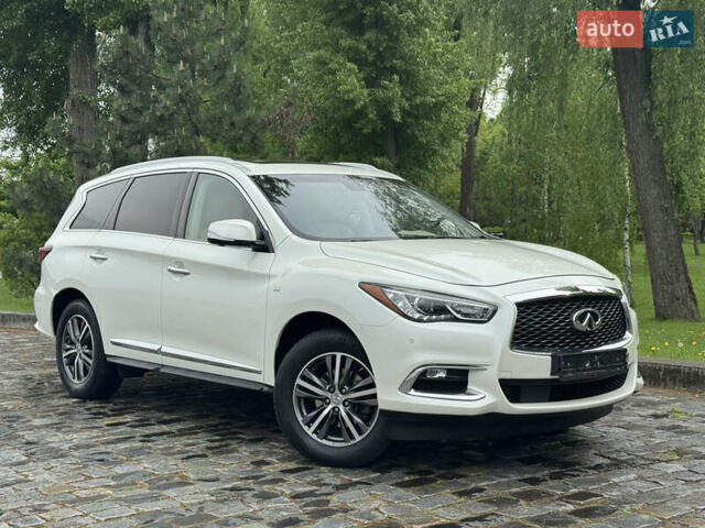 Белый Инфинити QX60, объемом двигателя 3.5 л и пробегом 103 тыс. км за 22999 $, фото 48 на Automoto.ua