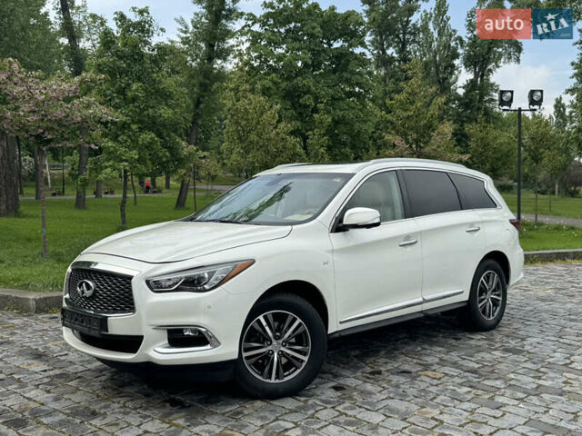 Белый Инфинити QX60, объемом двигателя 3.5 л и пробегом 103 тыс. км за 22999 $, фото 66 на Automoto.ua