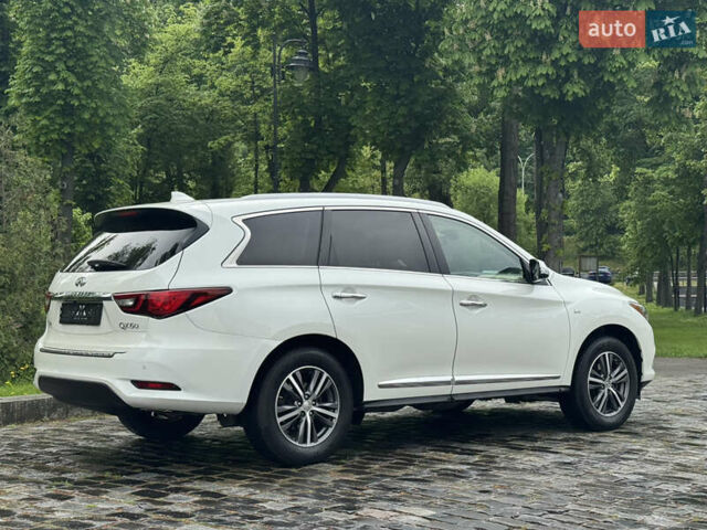 Белый Инфинити QX60, объемом двигателя 3.5 л и пробегом 103 тыс. км за 22999 $, фото 12 на Automoto.ua