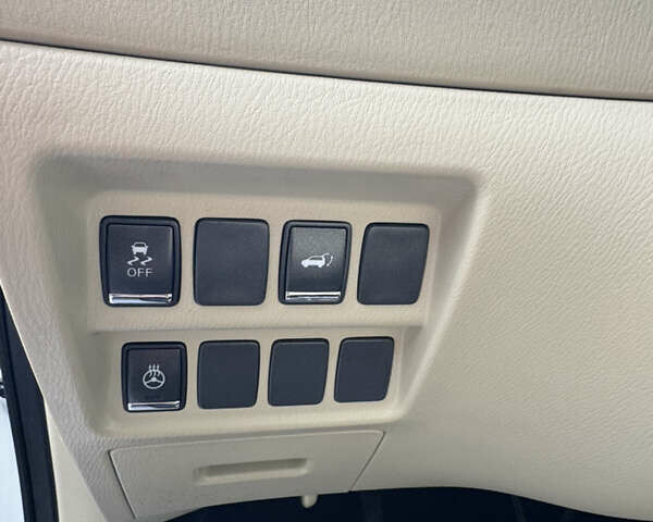 Белый Инфинити QX60, объемом двигателя 3.5 л и пробегом 103 тыс. км за 22999 $, фото 120 на Automoto.ua