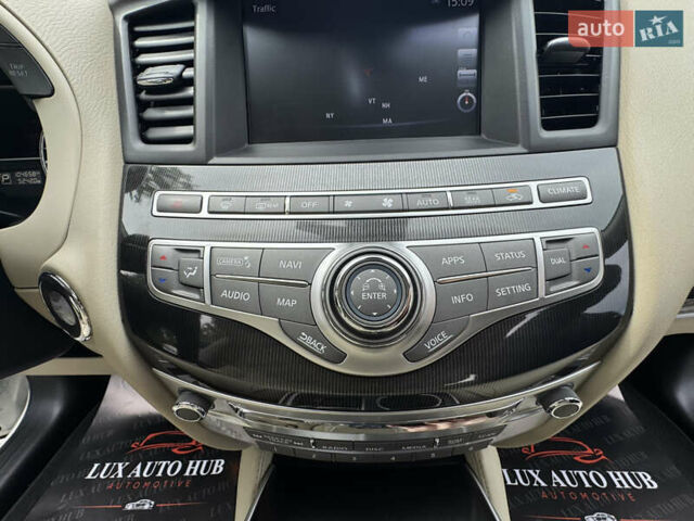 Белый Инфинити QX60, объемом двигателя 3.5 л и пробегом 103 тыс. км за 22999 $, фото 87 на Automoto.ua